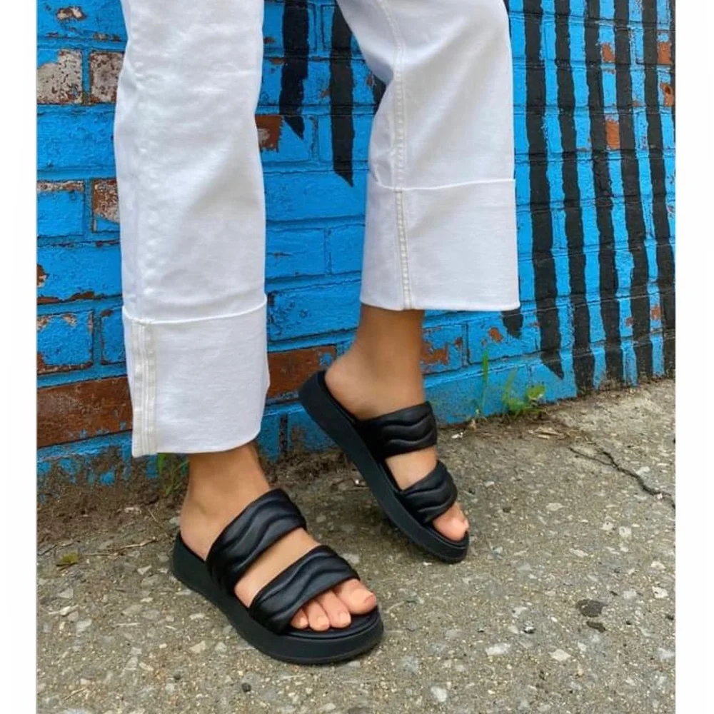 Vince Camuto Sondrie� Slide Chunky Sandal